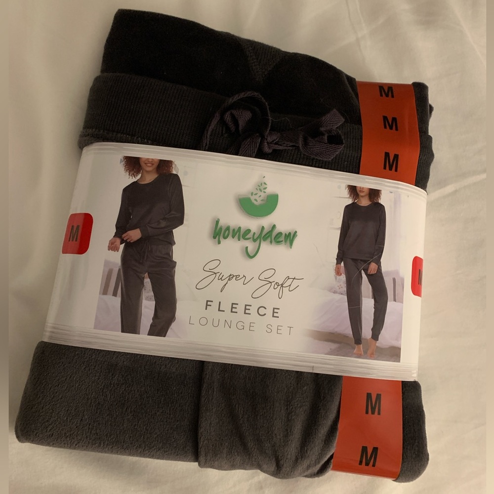 Honeydew fleece pajamas set in Medium, Dark gray